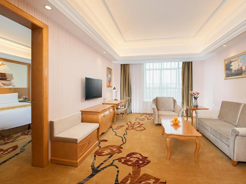 Vienna Hotel Nanxiong Luaran gambar